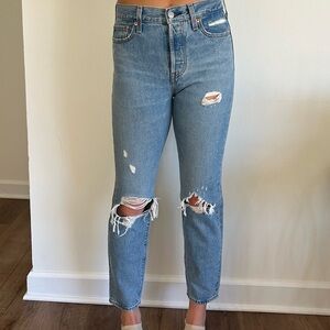 Levi’s Wedgie Jean